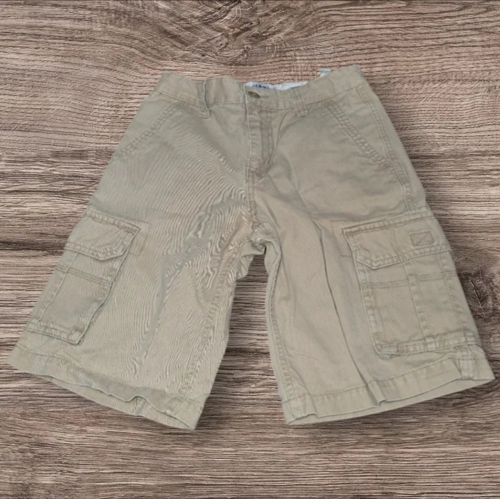 BOY'S OLD NAVY CARGO SHORTS